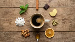 9 ongewone toevoegingen aan koffie die hem lekkerder en gezonder maken