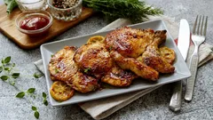 Een eenvoudig recept voor varkenskotelet dat uw kookkunsten naar een hoger niveau tilt.