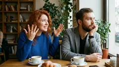 Dingen die vrouwen doen waardoor mannen hun interesse in hen verliezen