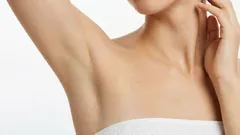 Ik ben gestopt met het smeren van mijn oksels met peroxide. Wat ik ervoor in de plaats heb gebruikt, zul je waarschijnlijk niet geloven, maar ik zal het je vertellen.